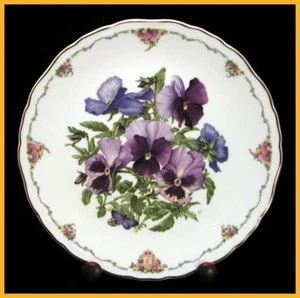 Royal Albert Queen Mothers Favourite Flowers Pansies No. 2 - New Condition - Picture 1 of 1