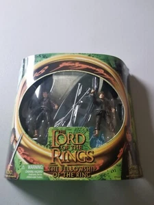 LORD OF THE RINGS TOY BIZ 2003 FRODO / SAM WITH BOAT FOTR HALF MOON NIP - Picture 1 of 9