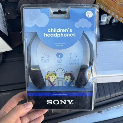 Sony Children's Stereo Headphones MDR-222KD - New In Box (read) - Photo 1/4
