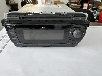 Autoradio mit MP3-Player 6J1035153G Seat Ibiza SC 1.4 16V Bj 2012 - Bild 1 von 4