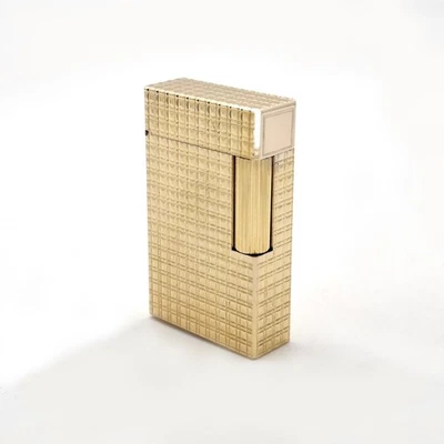 Accendino a gas S.T Dupont  Linea 2  Placcato Oro Squares 18k Funzionante Foto 1 de 4