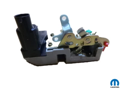 Cerradura puerta delantera derecha original Mopar 4783816AB Chrysler Dodge Plymouth neón Foto 1 de 4