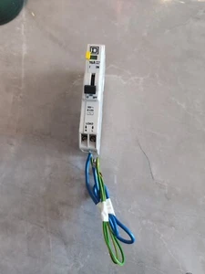 VAT INC - Square D QOE RCBO 16 Amp 30mA Type B 16A Qwikline QOE116B03 (147) - Picture 1 of 3