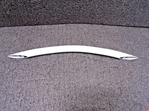 REFRIGERATOR SHORT HALF MOON HANDLE ASSEMBLY, 297431220(TS) - Picture 1 of 5