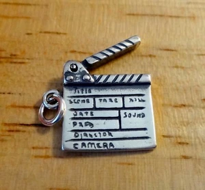 Sterling Silber 3D 16x13mm Beweglich Film TV Schindel Charm - Bild 1 von 4