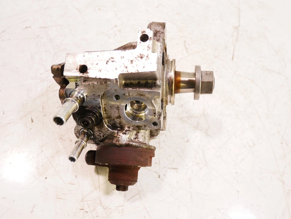 High pressure pump for 2014 Ford Fiesta 1.6 TDCI Diesel TZJA 95HP - Изображение 1 из 2