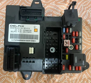 08 2009 10 SATURN AURA CHEVY MALIBU Body Control Module BCM 25900930 TESTED B29 - Bild 1 von 9
