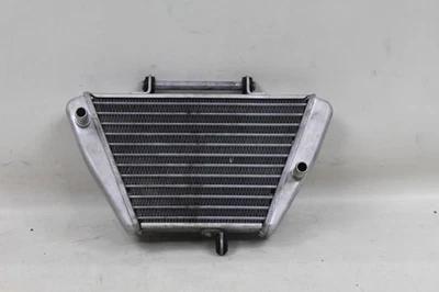 Conjunto de enfriador de aceite de motor Aprilia RSV4 1100 21-25 Tuono OEM ¡BONITO! Foto 1 de 4