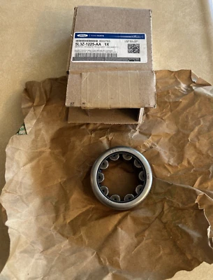Cojinete de eje trasero derecho o izquierdo Expedition F-150 F-250 F-350 5L3Z1225AA OEM NUEVO Foto 1 de 4