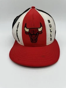VINTAGE CHICAGO BULLS LUCKY STRIPES SNAPBACK HAT MESH BACK LARGE AJD - Picture 1 of 11