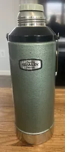 Vintage Stanley Aladdin USA Giant 2 Quart Thermos A-945DH with Handle - No Cup - Picture 1 of 7