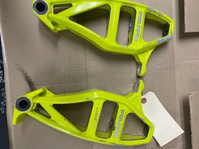 2019 POLARIS RMK 850 Matryx AXYS SPINDLE / KNUCKLE 1824650-630 1824649-630 - Image 1 of 4