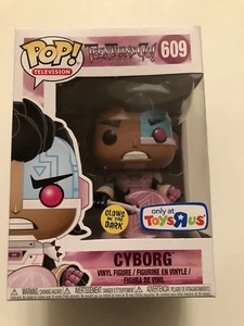Funko POP! Teen Titans Go!: Cyborg #609 GITD Toys R Us Exclusive NEW - Picture 1 of 4