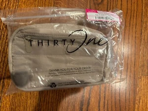 THIRTYONE Thirty One 31 Geschenke für unterwegs Sling Bauchtasche NEU weich Mokka gesteppt - Bild 1 von 1