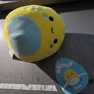 Squishmallow RARE 5 inch Fizzy the Speckled Yellow Iguana NEW with Tags - Picture 1 of 9
