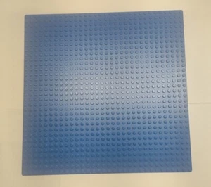 LEGO 10x10 Blue Baseplate 32 x 32 Peg Flat Base Plate  - Picture 1 of 2