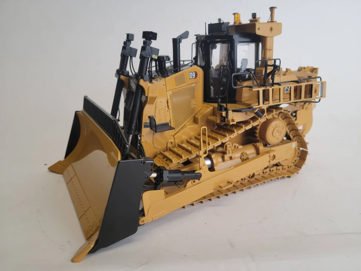 1:24 CAT Vintage Manufacture Diecast Construction Equipment for