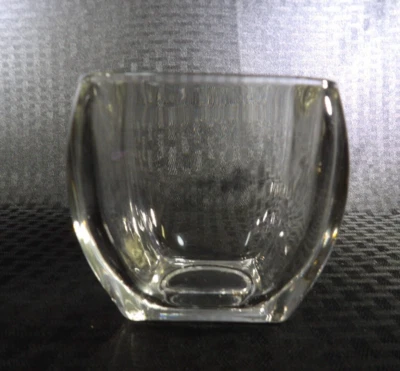 4英寸复古Libbey玻璃透明弧形锥形方形有源,糖果,花瓶厚 — 第 1/4 张图片