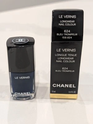 Chanel Le Vernis Longwear 624 Bleu Trompeur, Nuevo en Caja Foto 1 de 2