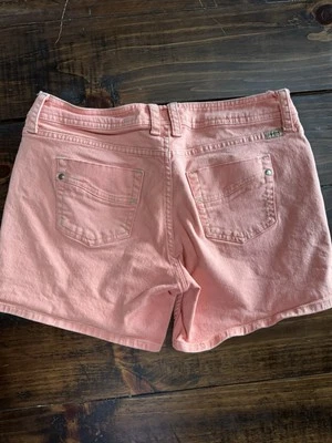 Pantalones Cortos Elásticos Levi Strauss Signature Coral Denim Talla Misses 10 Foto 1 de 3