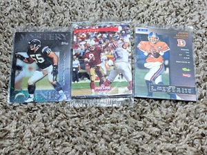 1997 TOPPS MYSTERY FINEST SILVER REFRACTOR #11 - JUNIOR SEAU (1 IN 8,640 PACKS) - Picture 1 of 2
