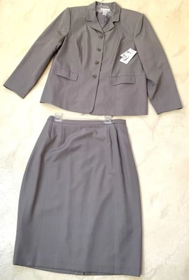 Traje Falda y Chaqueta Worthington Taupe Vintage 2000 Talla 18W Completamente Forrado Nuevo Con Etiquetas Foto 1 de 4