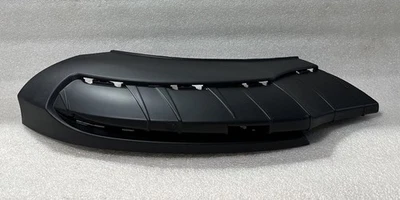 Parachoques delantero negro para Mercedes-Benz GLE43/GLE450 AMG 2016-2018 Foto 1 de 4