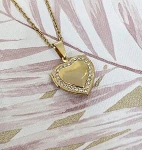 Gold Plated Stainless Steel Crystal Heart Locket Necklace Hair, Photo, Keepsake - Picture 1 of 3