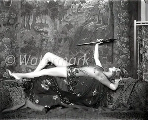 Flapper Girl - Ziegfeld Follies 8X10 FOTO PUBLICITARIA De colección 1920 Glamour - Imagen 1 de 1
