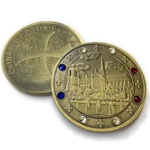 Moneda Coleccionista Aizics Mint Catedral de Notre Dame 38mm x 3mm ¡ENVÍO RÁPIDO! Z33 - Imagen 1 de 1