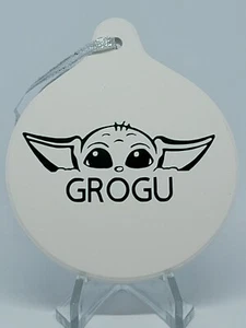 Adorno de cerámica inspirado en Grogu (Baby Yoda - mandoloriano) (no oficial) - NUEVO - Imagen 1 de 1