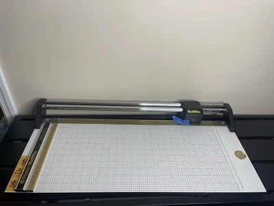 "Cortadora de papel Rotatrim Foster corte perfecto modelo 24 Pro, 1999 vintage 24""" Foto 1 de 4