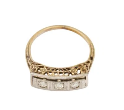 Anillo de diamantes de filigrana de oro amarillo y blanco de 14K - 0,06 tcw, tamaño 2,75 Foto 1 de 4