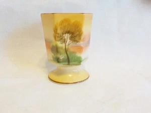 Vintage Nippon Baum auf der Wiese Zahnstocherhalter Sechseckform - Bild 1 von 5