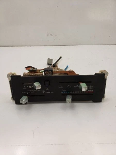 Control de temperatura con CA instalado de fábrica para 84-86 BRONCO II 736105 Foto 1 de 4