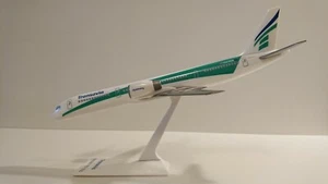 MODELLINO AEREO DI LINEA IN PLASTICA CON SUPPORTO TRANSAVIA BOEING 757 200 - Foto 1 di 8