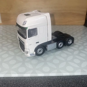 B71 1:50 -TEKNO DAF XF TRUCK ONLY WHITE 6X2 NO MIRRORS UNBOXED MINT - Picture 1 of 7