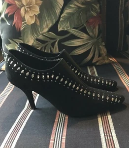 Vaneli Black Silver Studded Suede Shooties Size 8 - Picture 1 of 8
