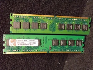 2x 1 GB DDR2-RAM, PC2-6400U, Non-Ecc, Kingston Kvr800d2n5/1g, 99U531. #SU-383 - Picture 1 of 2