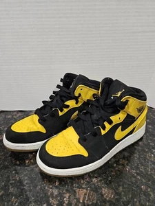 Nike Air Jordan 1 Retro Mid GS Nuevo Amor 2017 Zapatos Tenis 554725-035 5Y Raro - Imagen 1 de 7