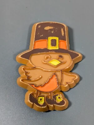 Prendedor de plástico vintage con sello de acción de gracias pavo peregrino Foto 1 de 4