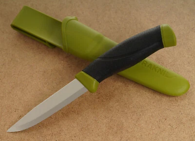 Morakniv Companion Messer Olive Green Arbeitsmesser Mora of Sweden rostfrei X96