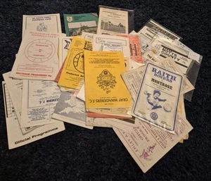 51 Football Programmes from Various Years - Imagen 1 de 13