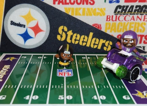 2022 NFL Teenymates Legends Series 1 Pittsburgh Steelers FS Troy Polamalu figure Cover