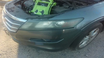 Driver Left Headlight Fits 10-12 CROSSTOUR 1732599 - Image 1 of 4