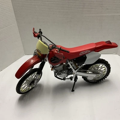 HONDA XR 400R Diecast Motorcycle 1:6 Scale Dirt Bike Motocross Rare - Image 1 of 4