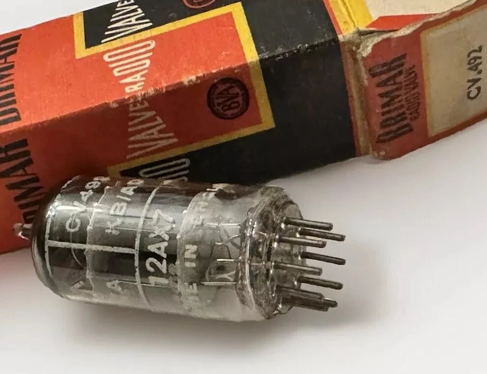 BRIMAR CV492 KB/AD NOS (12AX7 ECC83) Inglaterra Santo Grial TONO Y SERIGRAFÍA Foto 1 de 4