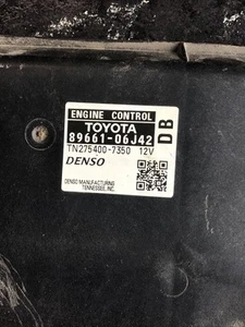 2009-11 Toyota Camry 2.5L ECM Engine Control Module Computer ECU PCM 89661-06J42 - Picture 1 of 5