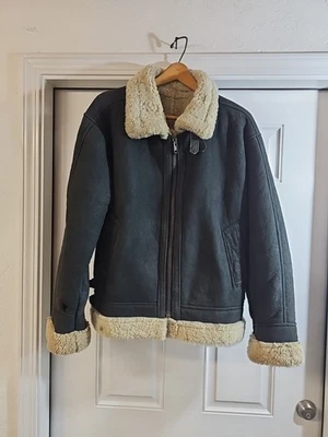 Chaqueta de cuero negra forrada Sherpa Alpha Industries B3 Bomber para hombre talla mediana Foto 1 de 4