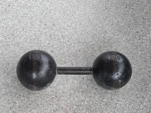 RARE Vintage 50 lb Dumbbell EMBOSSED 50 Globe Head Single Cast Iron Strongman - Bild 1 von 10